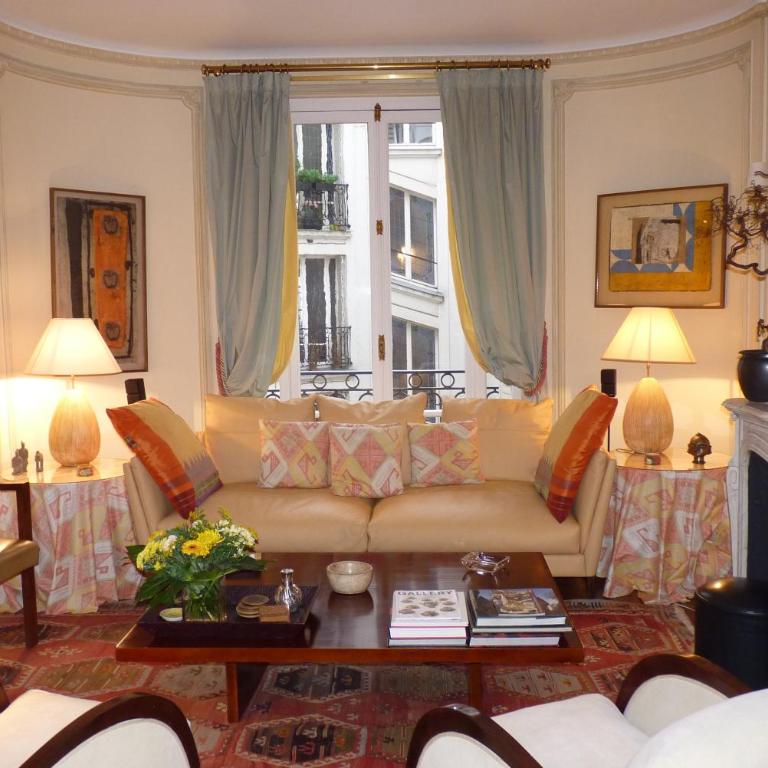 Prestigious 2 bedroom near Champs Elysées - Appartement - 10