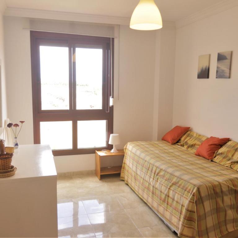 Apartment in Bajamar near coast - Three-Bedroom Apartment - 15