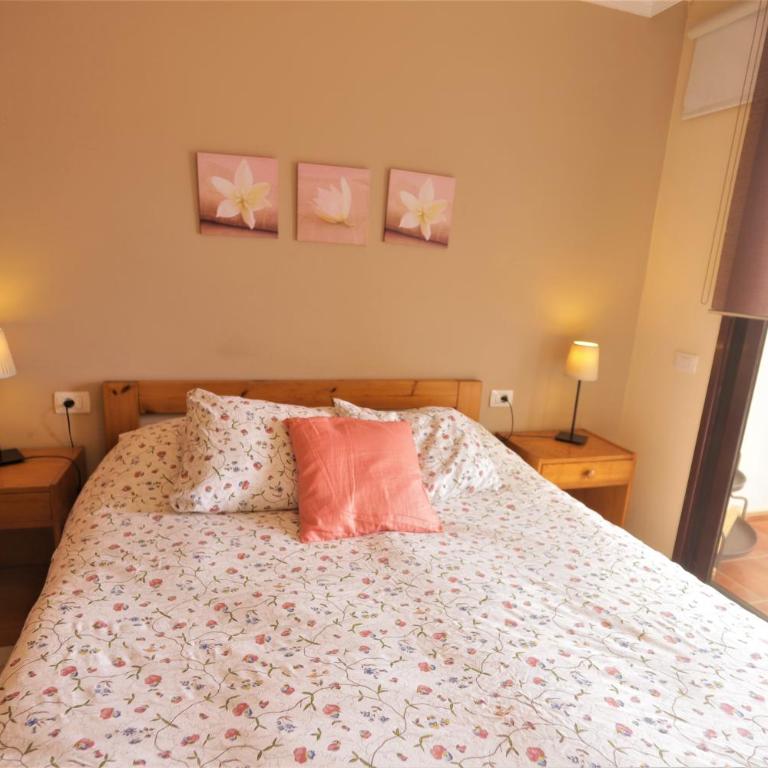 Apartment in Bajamar near coast - Three-Bedroom Apartment - 12