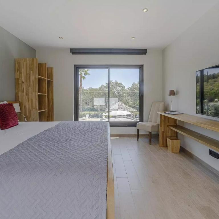 Luxury Zen - Chambre Lit King-Size - Vue sur Piscine - 9