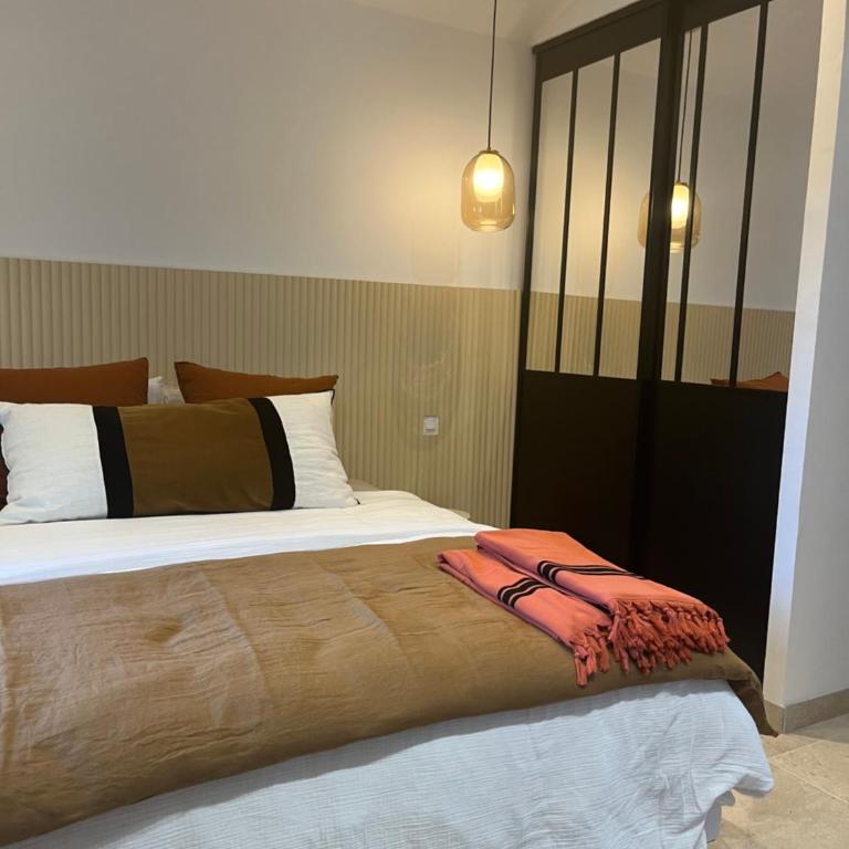 Suite La Farigoulette - Maison 1 Chambre - 16