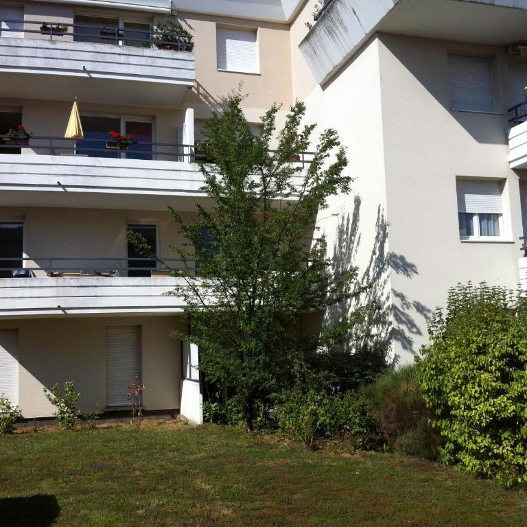 Logement type studio 1 piece proche zénith - Estudio - 6