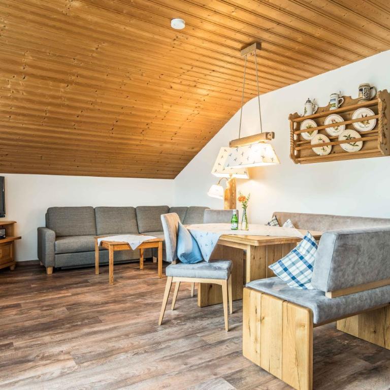 Ferienwohnanlage Oberaudorf - Classic Ferienapartment mit 2 Zimmern - D8 - 10
