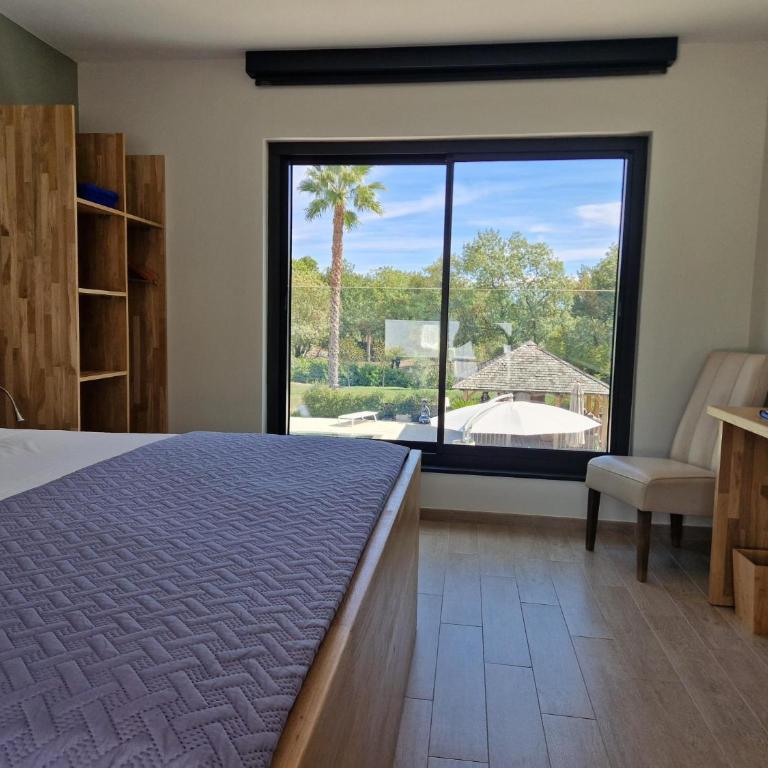 Luxury Zen - Chambre Lit King-Size - Vue sur Piscine - 10
