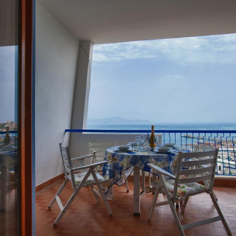 Gaeta Terrace - Two-Bedroom Apartment - 2