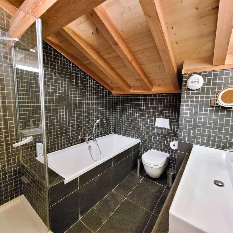 Chalet de prestige, proche des pistes aux Gets - Chalet 3 Chambres - 5