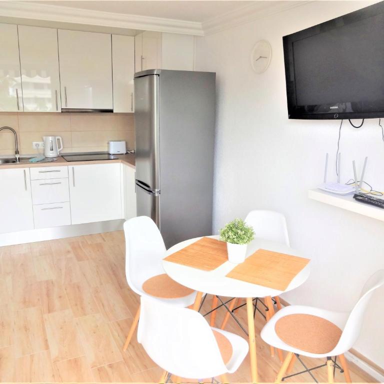 Amazing modern apartment, free WIFI, international TV and VoD, center of Las Americas - Apartamento de 1 dormitorio - 3