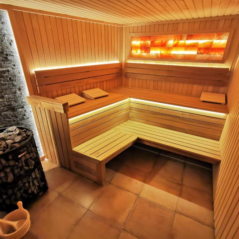 Montenegro Royal 2 Bedroom Apartment - Two-Bedroom Apartment - 21
