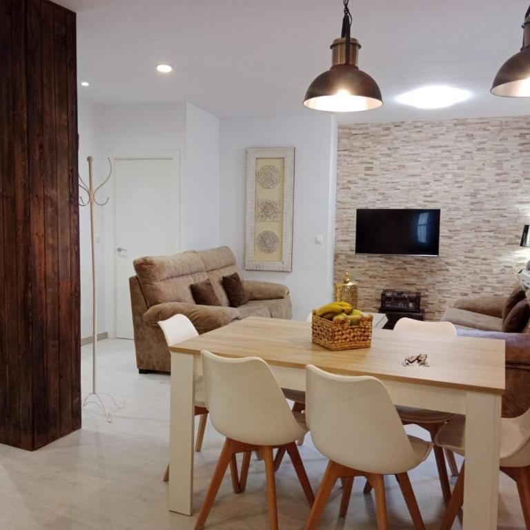 "Conde de Cárdenas II" Parking propio - Three-Bedroom Apartment - 15