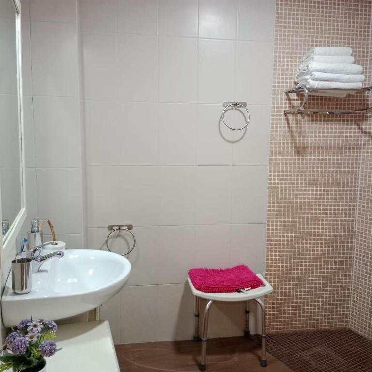 "Conde de Cárdenas II" Parking propio - Three-Bedroom Apartment - 24