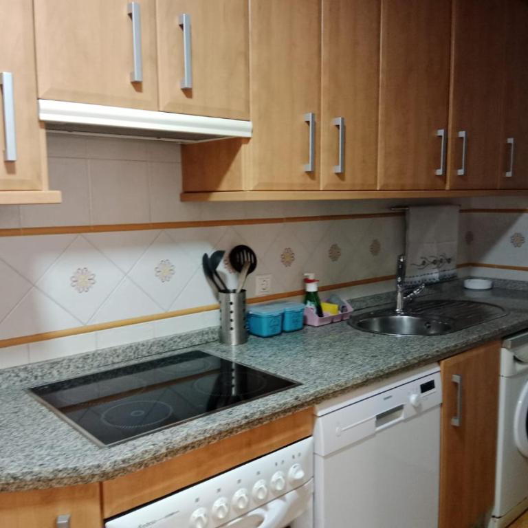 "Conde de Cárdenas II" Parking propio - Three-Bedroom Apartment - 23