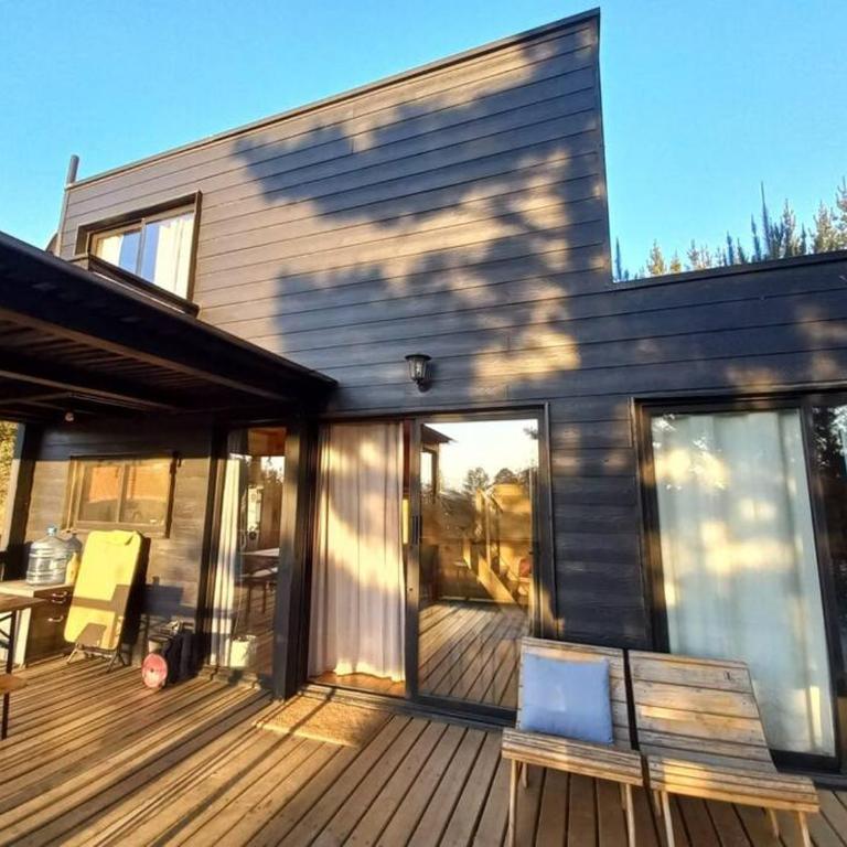 Hermosa cabaña con vista al lago Vichuquén - Three-Bedroom House - 9