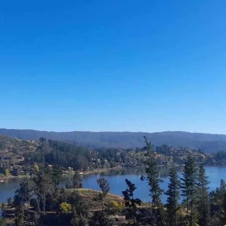 Hermosa cabaña con vista al lago Vichuquén - Three-Bedroom House - 41