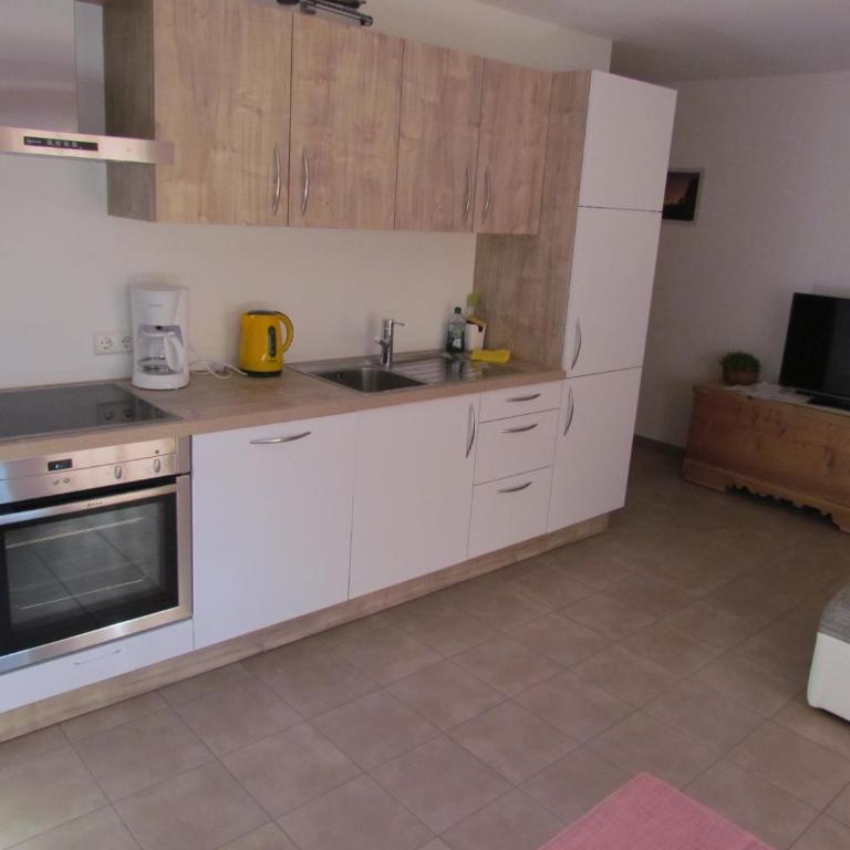 Oeberst-hof - Two-Bedroom Apartment - 25