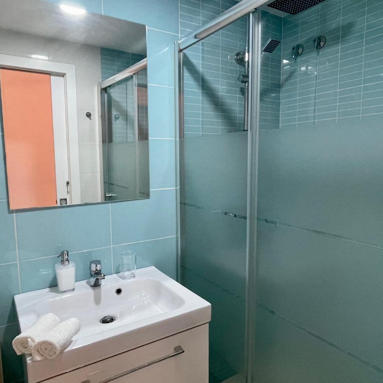 Royal Pearl Marbella - Two-Bedroom Apartment - 7