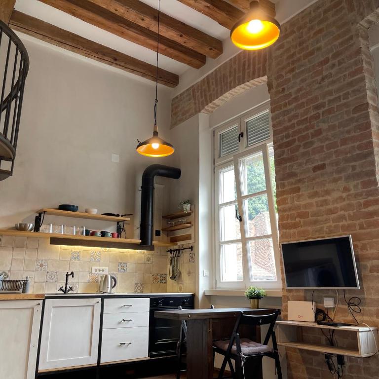 Old Port Riverside Apartments in City Center - Dupleks Studio - 20