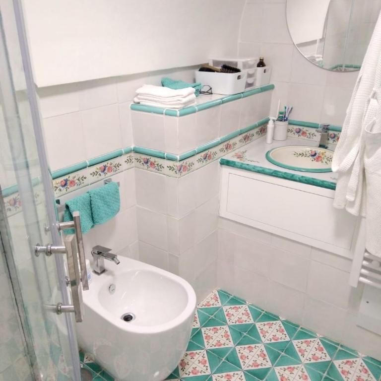 LUXURY HOUSE "VILLA POMPEIANA" Via CAMERELLE CON TERRAZZA VISTA MARE - Appartamento con 2 Camere da Letto e Vista Mare - 53