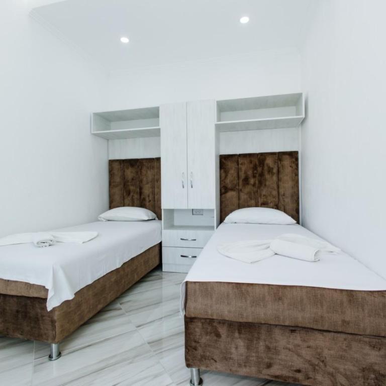 Flori Apartments - Dvokrevetna Soba sa Bračnim Krevetom - 6