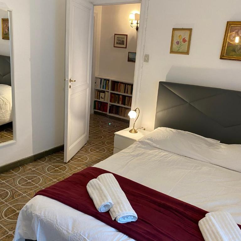 Rooms in San Domenico Maggiore 3 - Camera Matrimoniale Superior - 12