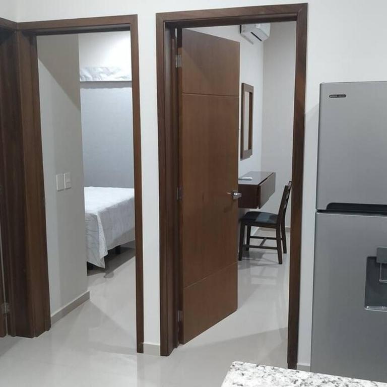 Departamentos Celia en Zona Dorada - Two-Bedroom Apartment - 8