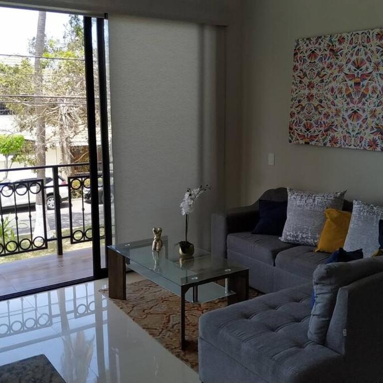 Departamentos Celia en Zona Dorada - Two-Bedroom Apartment - 13