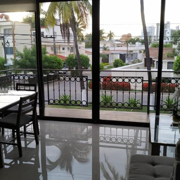 Departamentos Celia en Zona Dorada - Two-Bedroom Apartment - 16