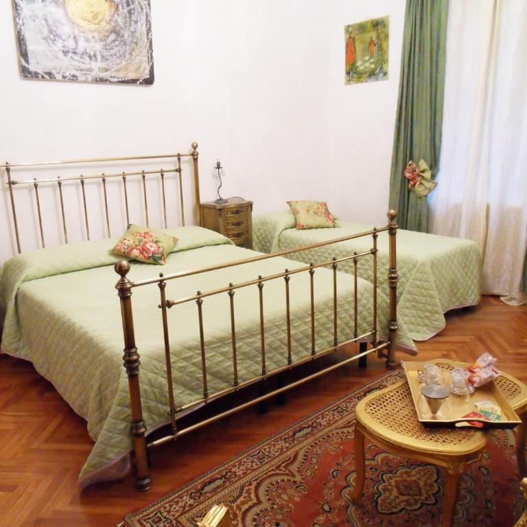 Art&Coffee - Triple Room with Private External Bathroom - 7