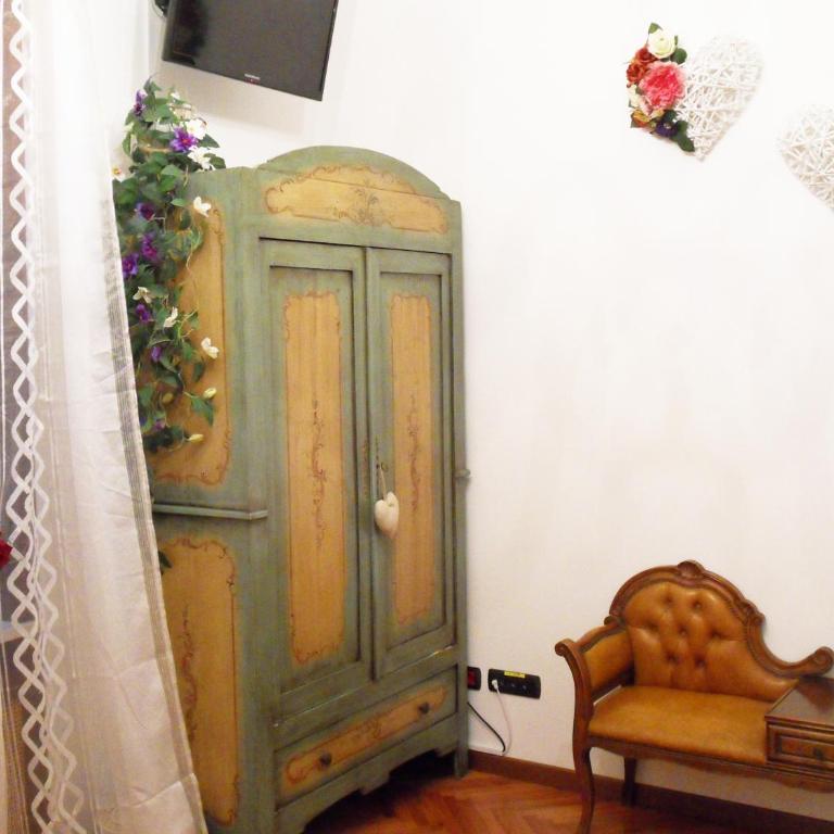 Art&Coffee - Double Room with Private External Bathroom - 11