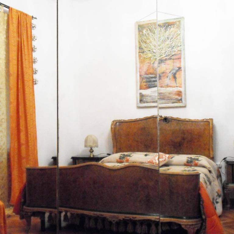 Art&Coffee - Double Room with Shared Bathroom - 19