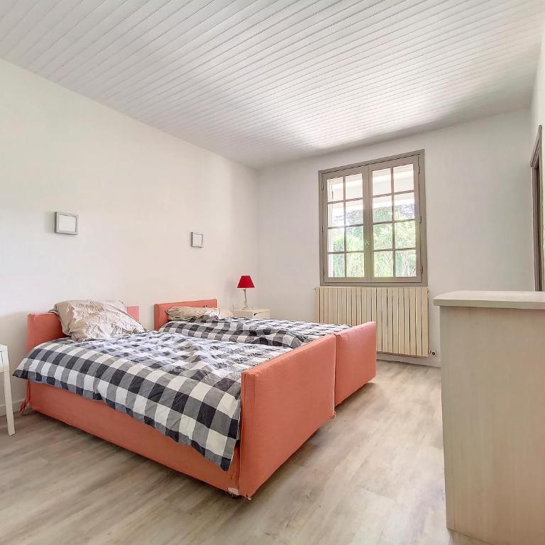 Gites Partage des Eaux L'isle sur la Sorgue - Two-Bedroom Apartment - 12