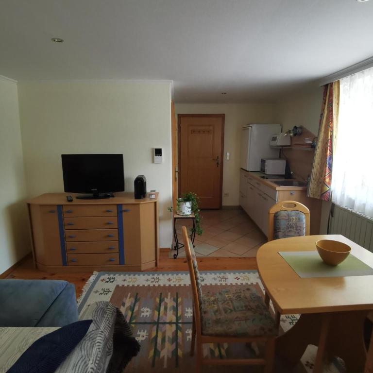 Haus am Bach - Apartment mit 1 Schlafzimmer und Dusche - 7