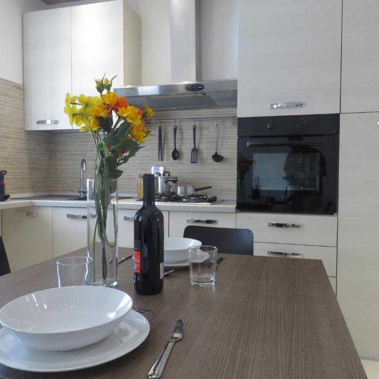 Pasubio Apartment - One-Bedroom Apartment - 6