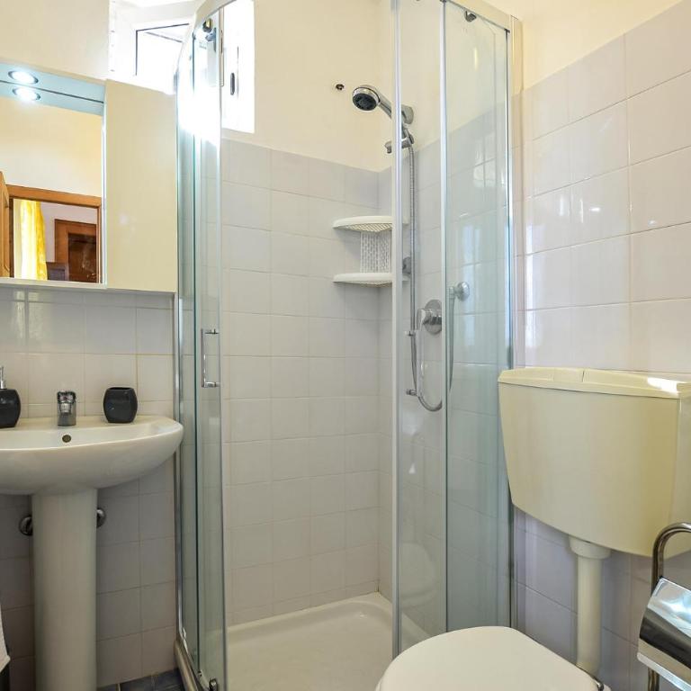 Awesome Home In Ragusa - Casa Vacanze con 2 Camere da Letto - 24
