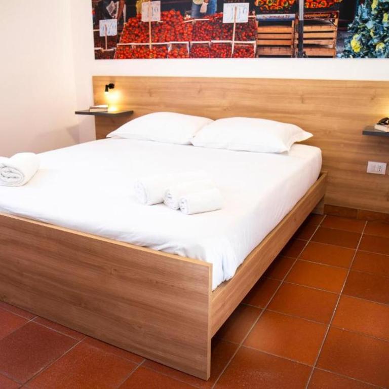 Ballaro' Hotel - Budget Room - Camera Matrimoniale con Bagno Privato Esterno - 6