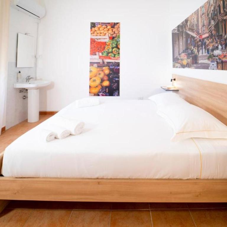 Ballaro' Hotel - Budget Room - Camera Familiare Deluxe - 1