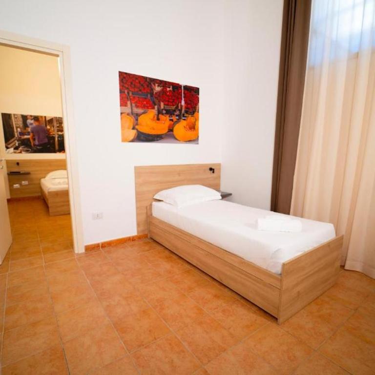 Ballaro' Hotel - Budget Room - Camera Familiare Deluxe - 7
