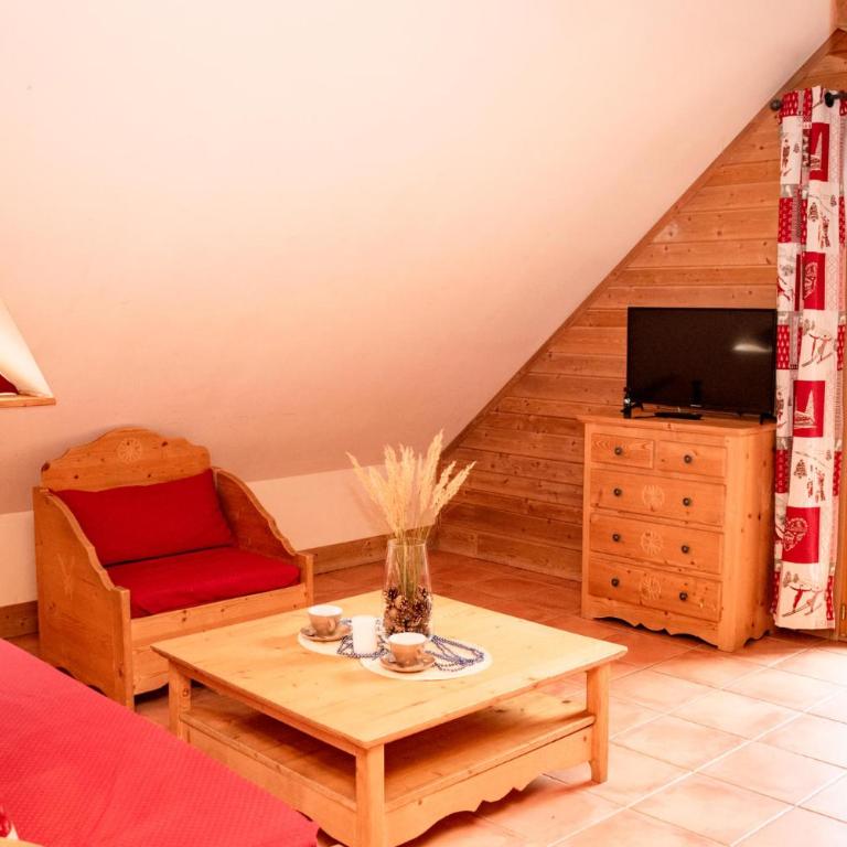 Chalets de Praroustan by Actisource - Maisonette-Apartment - 3