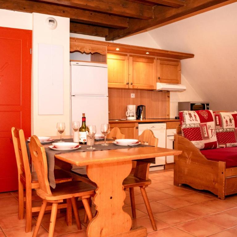 Chalets de Praroustan by Actisource - Maisonette-Apartment - 4