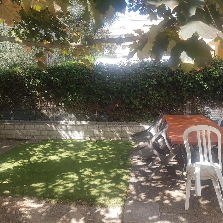 Grande maison avec 5 chambres et jardin - Haus mit 5 Schlafzimmern - 27