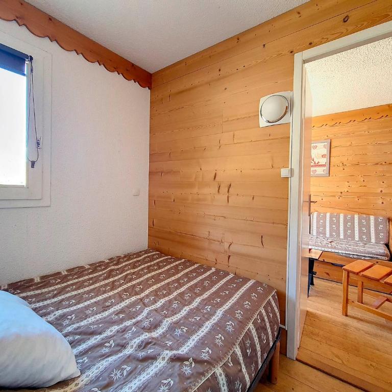 Appartement 2 pièces rénové, skis aux pieds, 5 pers, style montagnard, balcon - FR-1-344-938 - Apartamento - 12