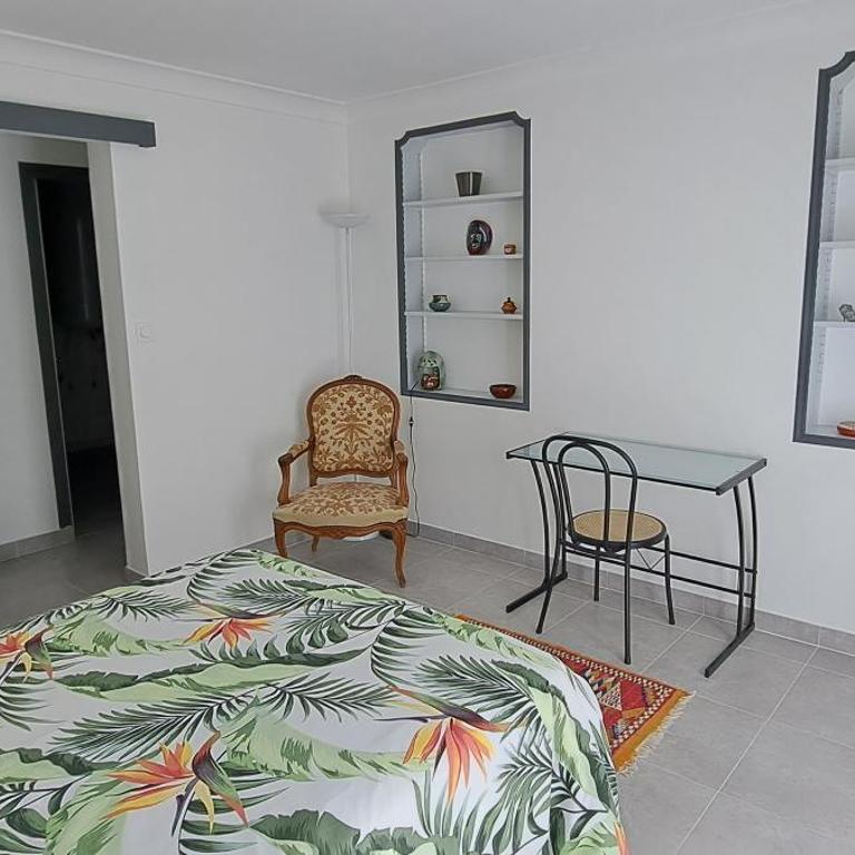 T2 indépendant dans maison Tout confort - Appartement 1 Chambre - 10