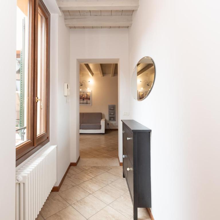 Trilocale Rua Sovera 85 - F&L Aparment - Appartamento con 2 Camere da Letto - 36