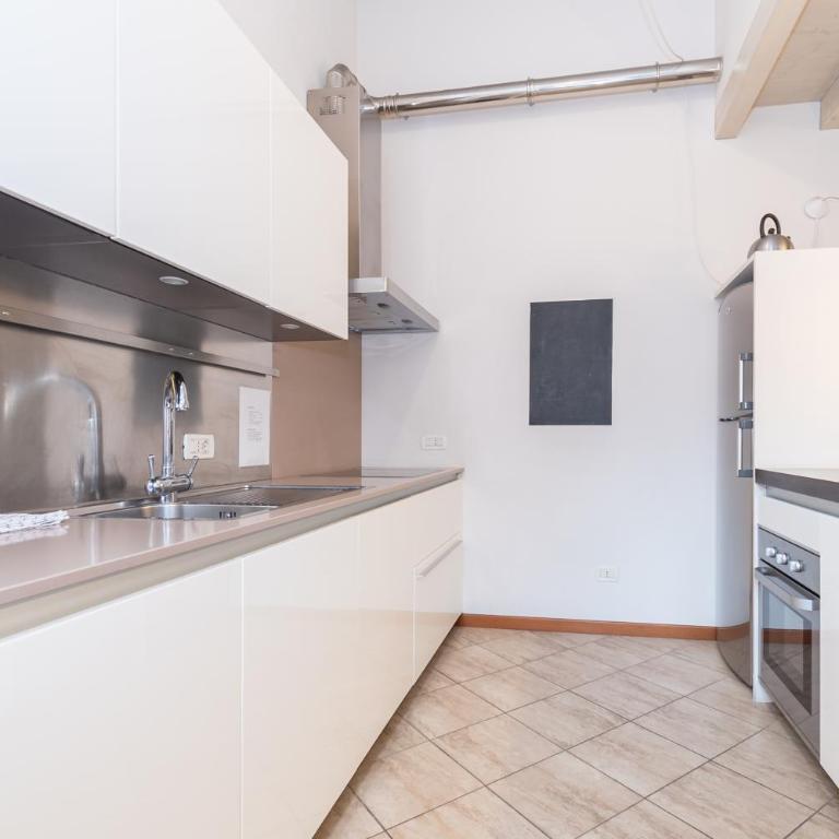 Trilocale Rua Sovera 85 - F&L Aparment - Appartamento con 2 Camere da Letto - 11