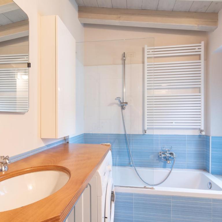 Trilocale Rua Sovera 85 - F&L Aparment - Appartamento con 2 Camere da Letto - 33