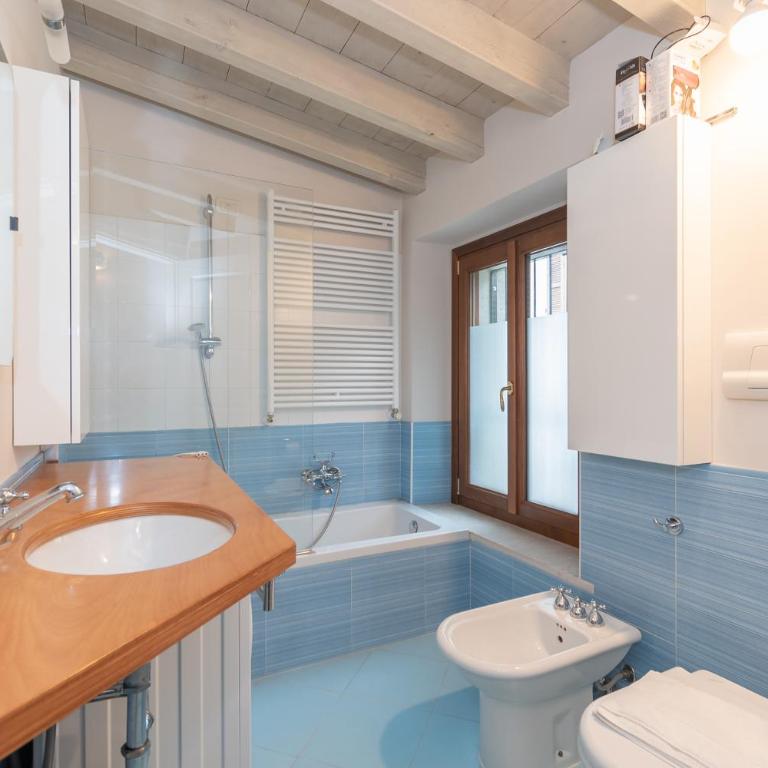 Trilocale Rua Sovera 85 - F&L Aparment - Appartamento con 2 Camere da Letto - 34