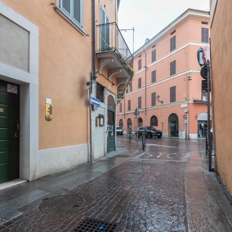 Trilocale Rua Sovera 85 - F&L Aparment - Appartamento con 2 Camere da Letto - 42