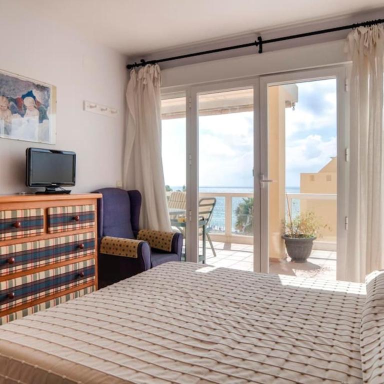 Spectacular penthouse in front of the sea, 200 m2 terrace - Arruzafa Playa - Apartamento de 3 dormitorios - 18