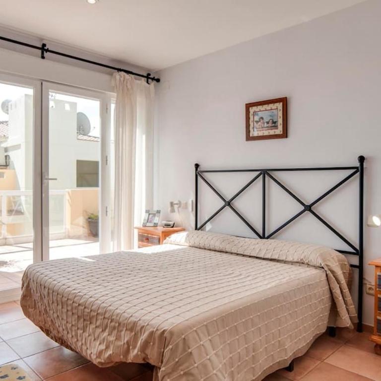 Spectacular penthouse in front of the sea, 200 m2 terrace - Arruzafa Playa - Apartamento de 3 dormitorios - 17