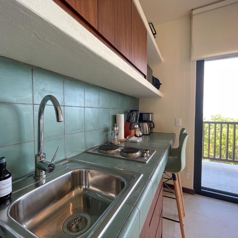 Ocean View Loft in Punta Cocos - D102 - Apartamento Estudio con vistas al mar - 19