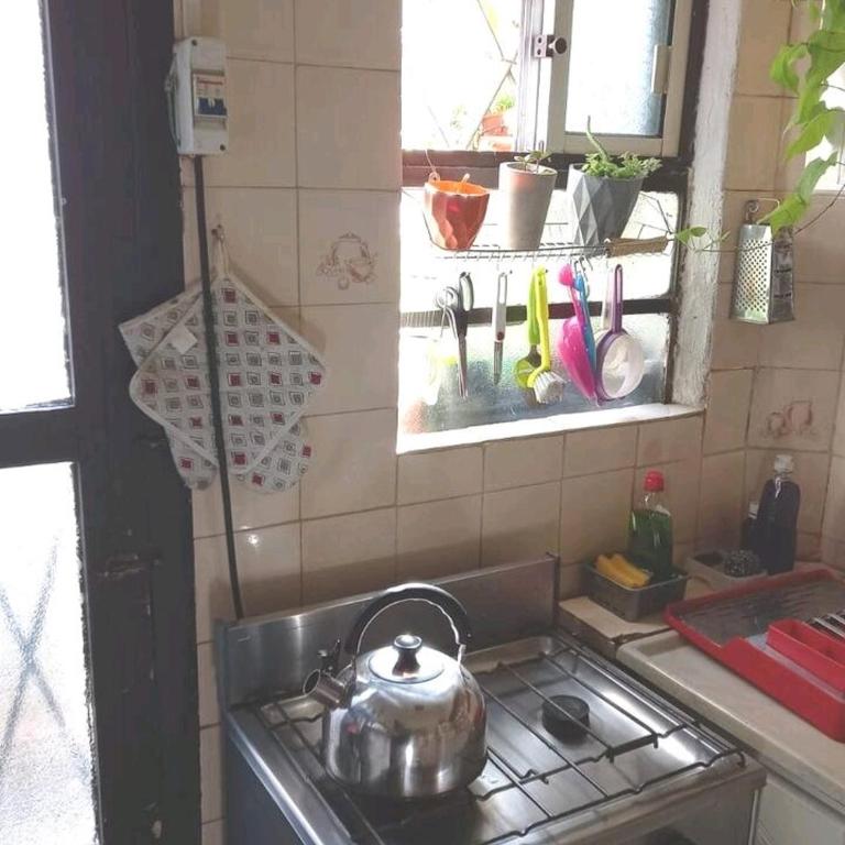 Cálido apartamento a 8 cuadras del mar y a 3 de 18 Julio Estarán acompañados por una gatita que vive alli - One-Bedroom Apartment - 6